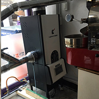 COFFEEBOB 咖啡烘焙机 无烟无味 后燃机 安装案例 - Hizurana 猫 CAFE咖啡店