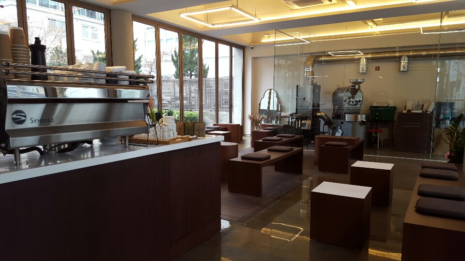 DIEDRICH 戴奇咖啡烘焙机 消烟除味 后燃机 安装案例 - Pit coffee咖啡店。