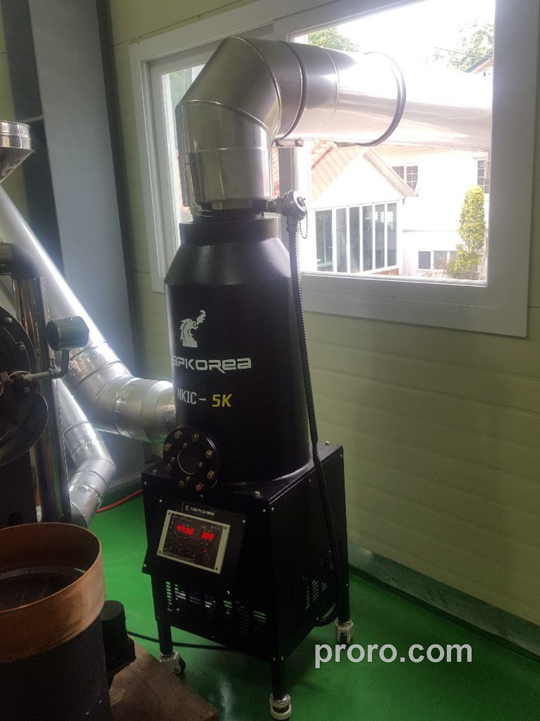 FUJIROYAL 富士皇家咖啡烘焙机 消烟消味 后燃机 安装案例 - Daewon Coffee咖啡工作室