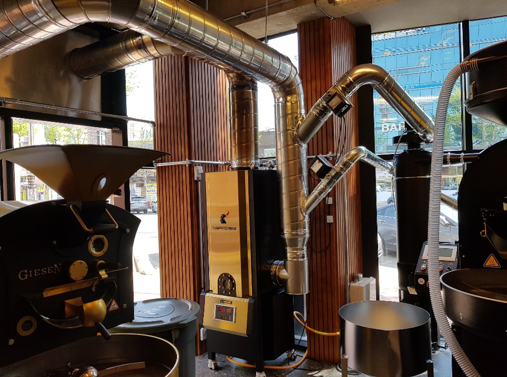 PROBAT GIESEN 吉森 STRONGHOLD 智烘咖啡烘机 后燃机 安装案例 - Good Taste咖啡店。